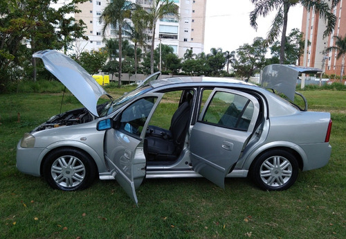 Astra Sedan 2005 Flex Ar Cond Dir Couro Airbag Roda Raridade