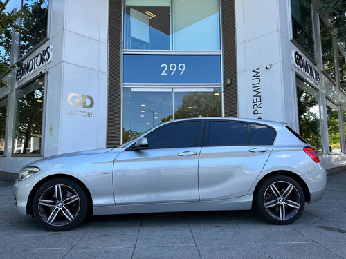 Imagen 10 de 22 de Bmw Serie 1 1.6 120i Sport Line At 177cv