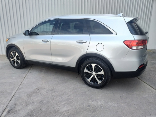 Imagen 6 de 15 de Kia Sorento 2016 3.3l Ex Pack Nav 7 Pas Mt