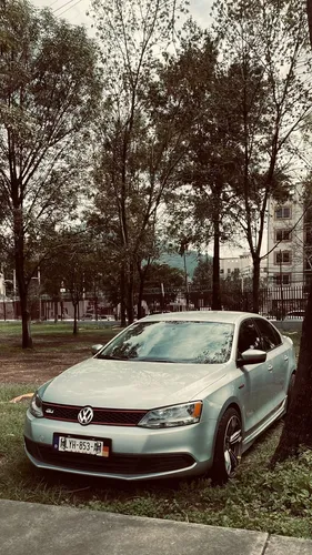 Volkswagen Jetta 2.0 L4 Mt