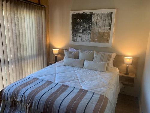 Imagen 12 de 15 de San Martin De Los Andes. Hermoso Departamento Dúplex De 3 Ambientes, 2 Dormitorios Y 2 Baños Para 4 Personas (como Máximo), Ubicado En El Centro De La Ciudad, Con Parrilla Y Laundry De Uso Común.