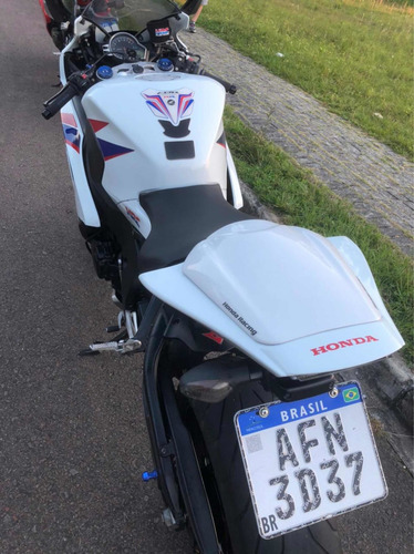 Imagem 4 de 7 de Honda Cbr 1000rr Fireblade