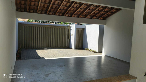 Imagem 3 de 15 de Casa - Padrão, Para Venda Em Uberlândia/mg - 1001760