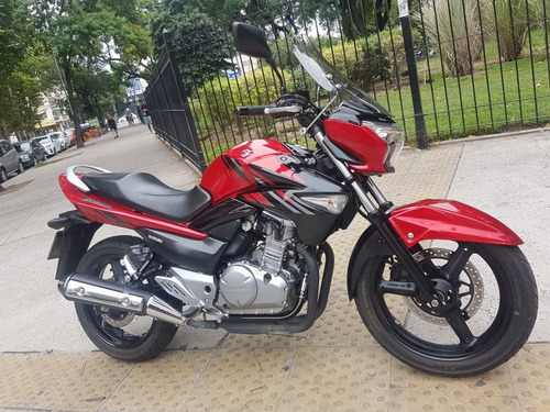 Imagen 2 de 16 de Suzuki Inazuma 250 Permuto Qr Motors