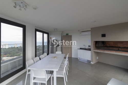 Imagen 15 de 15 de Departamento En Venta De 2 Dormitorios Y 2 Baños Completos En Punta Del Este
