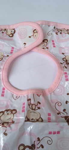 Babero Plástico Para Bebés Niñas Impermeable (Usado)