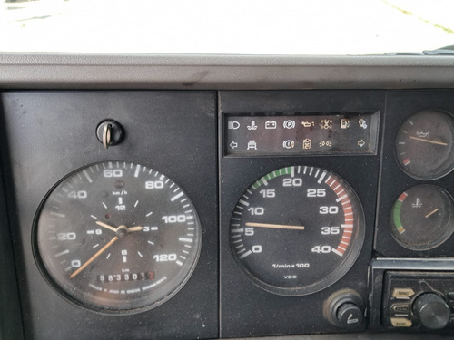 Vw 8.140 Turbo Mwm Baú Carga Seca 4x2 (1999)