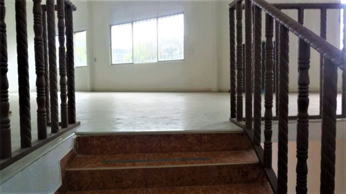 Renta Local Comercial Sobre Av. Cloutier Metepec