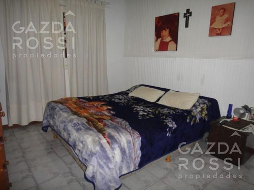 Imagen 10 de 17 de Casa - Jose Marmol