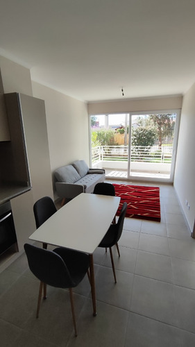 Nuevo Amoblado En Villa Alemana Moderno