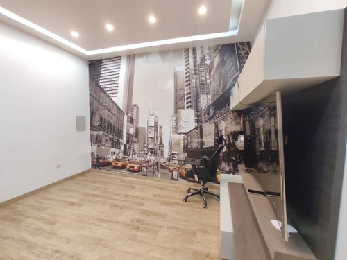Imagen 2 de 17 de Casa En Pueblo Nuevo, Polígono De Tiro, Totalmente Amoblada.