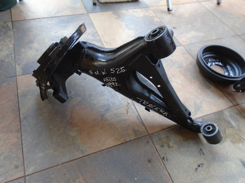 Imagen 3 de 3 de Vendo Muñequilla Trasera Izquierda De Bmw 525i, Año 1992