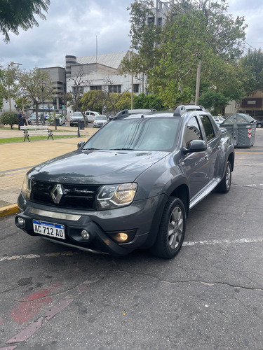 Renault Duster Oroch 2.0 Outsider Plus