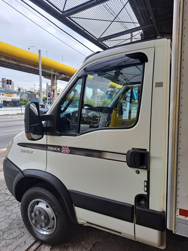 Iveco Daily 35s14 Ano 17 Bau . Unico Dono .