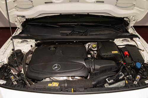 Imagen 13 de 15 de Mercedes Benz Gla250