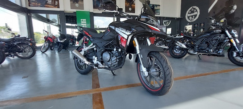 Imagen 2 de 18 de Benelli Trk251 Abs
