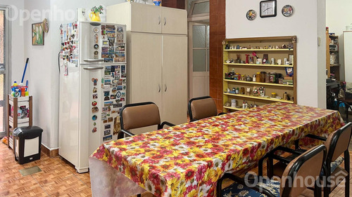 Venta Casa Amplia Y Luminosa En El Corazón De Mataderos