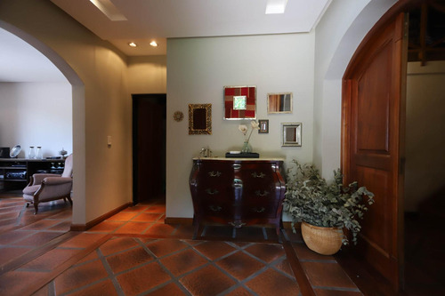 Casa En El Palomar