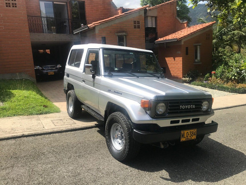 Toyota Land Cruiser Carevaca Fzj73 Mod 94