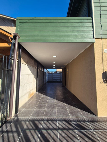 Casa En Arriendo De 4 Dorm. En Talca