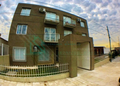 Imagen 12 de 12 de Colonia Del Sacramento- Moderno Apartamento Amueblado