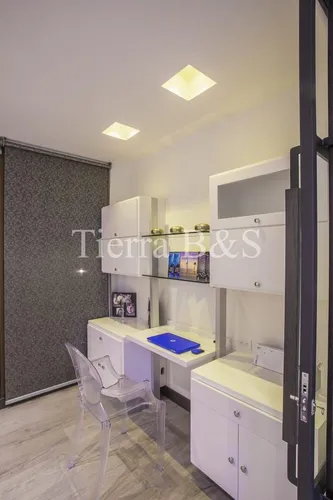 ¡espléndida Casa De Lujo En San Simón: 470m² En Lote De 1720m², 3 Años De Remodelación!