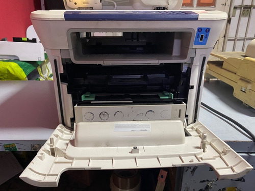 Impressora Multifuncional Xerox 3220