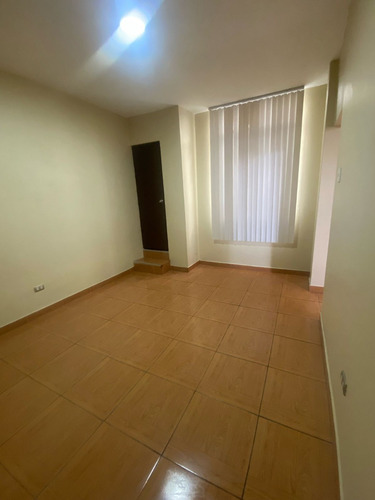 Alquilo Mini Depa ( Inlcuye Servicios) X Alt. C 3 De La Av. La Molina X Atento Peru