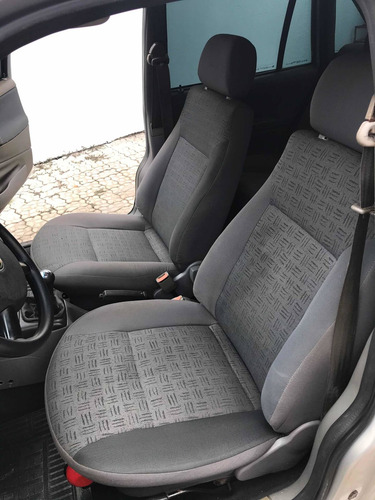 Volkswagen Santana 1.8 Comfortline 4p Gasolina 2006