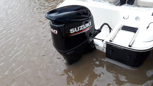 Bermuda Classic Con Suzuki 140 Hp 4 Tiempos Todo 0km