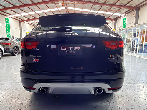 Jaguar F-PACE FIRST EDITION