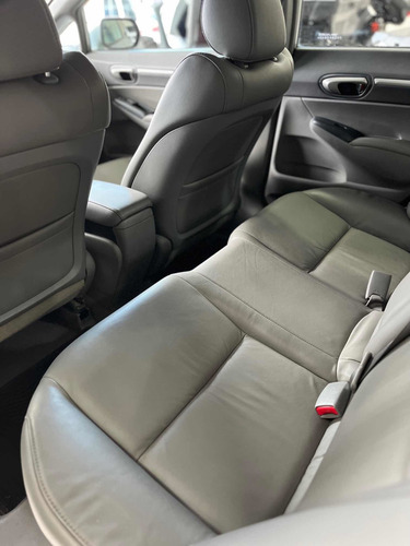 Imagen 7 de 17 de Honda Civic 2010 1.8 Exs At