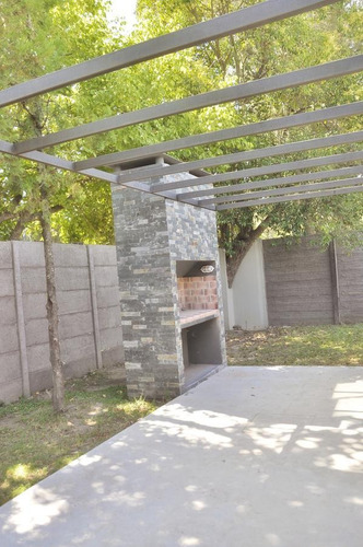 Imagen 24 de 29 de Venta De Casa - Complejo Cerrado- Tortuguitas