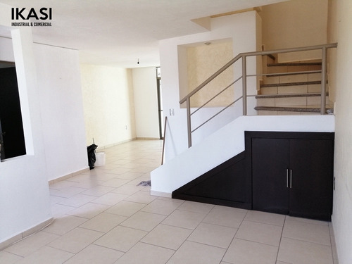Imagen 4 de 14 de Crr-126 Casa En Renta En Privada En Cumbres De La Pradera