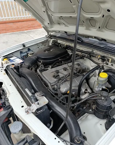 Mecánica 4x2 Gasolina Motor 2.4