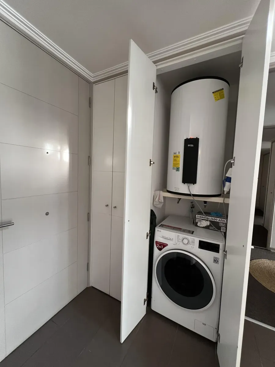 Imagen 5 de 20 de Depto En Venta Edificio Huantajaya