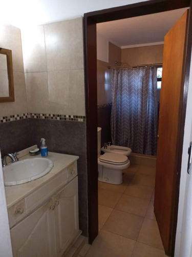 Casa En Venta, Tres Dormitorios, Pileta Y Gge Dos Autos