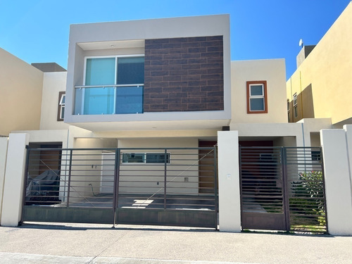 Terraza, Jardín - La Vista Residencial