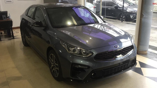 Kia Cerato 2.0 Sx At6 4 P