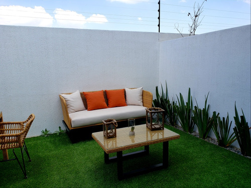 Casa En Venta En Toluca, Fraccionamiento Aurea
