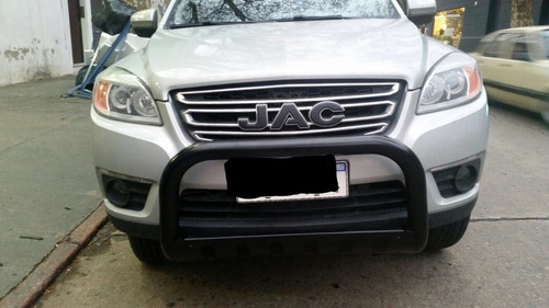 Defensa Negra Con Chapón Jac T6