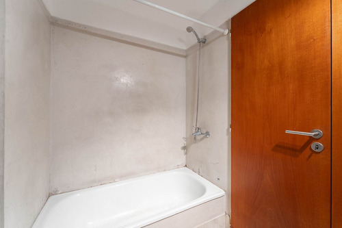 Venta 2 Ambientes Balcón Parrilla Baño Y Toilette