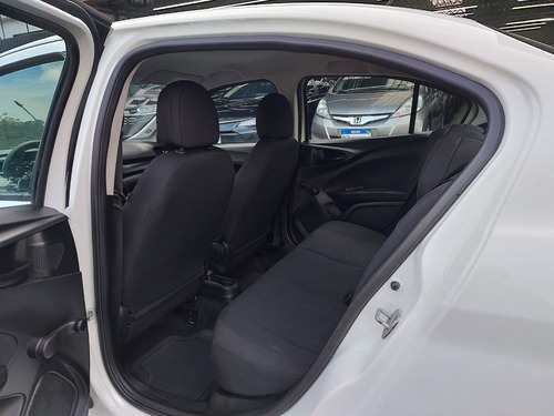 Fiat Cronos 1.0 Flex 4p