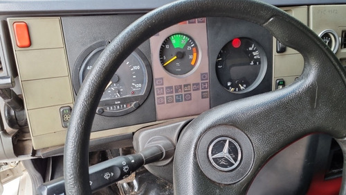 Mercedes Bens 710plus
