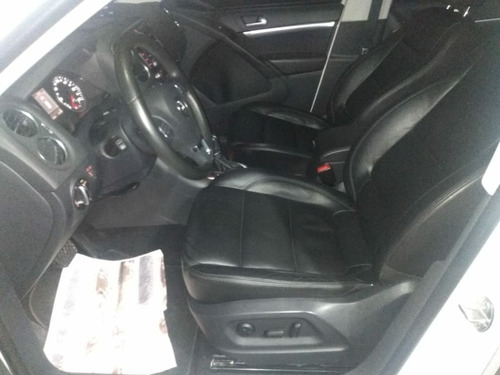 Imagem 11 de 15 de Volkswagen Tiguan 2013 2.0 Fsi 5p
