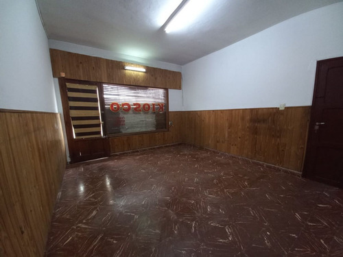 Venta De Casa Con Departamento Y Local Comercial