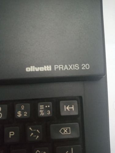Maquina De Escrever Olivetti Eletrônica (Usado)