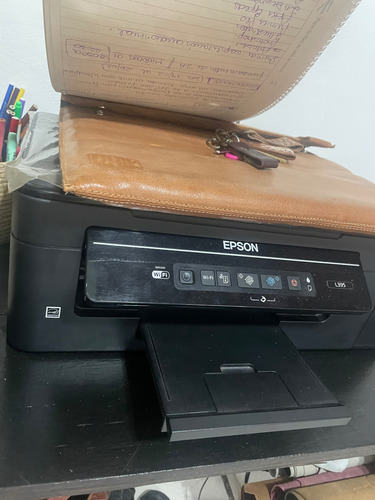 Impresora Multifuncióna Color Epson Ecotank L395 Con Wifi Negro (Usado)