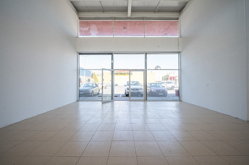Arriendo De Local D6 De 25mts2 En Strip Center Homecenter