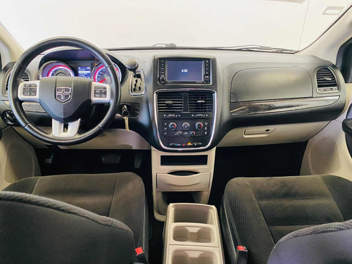 Imagen 2 de 15 de Dodge Grand Caravan 2019 3.7 Sxt+ At